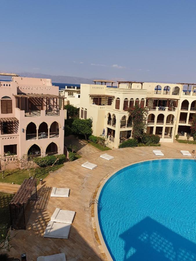 Gorgeous Pool View Apartment - Tala Bay Resort, Akaba Exteriér fotografie
