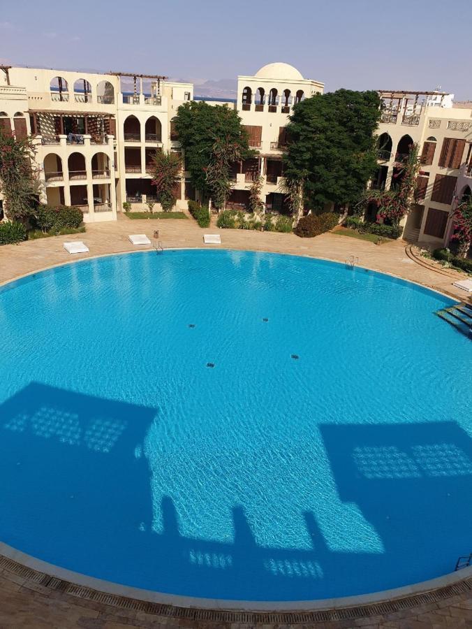 Gorgeous Pool View Apartment - Tala Bay Resort, Akaba Exteriér fotografie